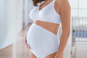 Белье для беременных: носим красивое нижнее белье