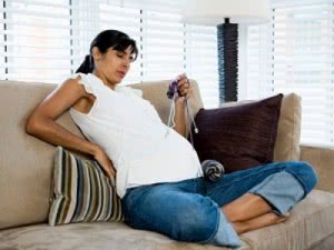 Боли в пояснице при беременности на ранних сроках. Что делать при сильных тянущих болях