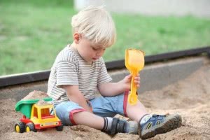 Игры в песочнице. Детские игры с песком