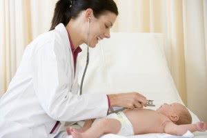 Патронаж новорожденного: на что нужно обратить внимание