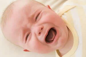 Плач новорожденного: основные причины. Как помочь ребенку