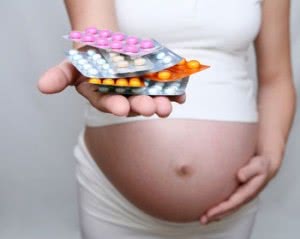 Прием лекарственных препаратов во время беременности. Последствия на ранних сроках