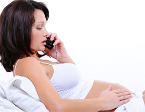 Розовые выделения при беременности: причины выделений на ранних и поздних сроках беременности