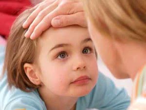 Синяки под глазами у ребенка: причины, лечение, средства от синяков