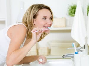 Уход за зубами во время беременности. Как сохранить здоровые и красивые зубы при беременности