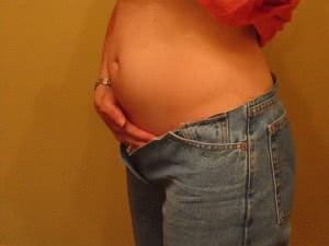 Вздутие живота при беременности. Что делать при вздутии живота во время беременности на ранних сроках