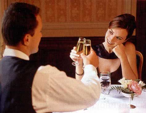 Как спланировать романтический ужин в ресторане для любимой