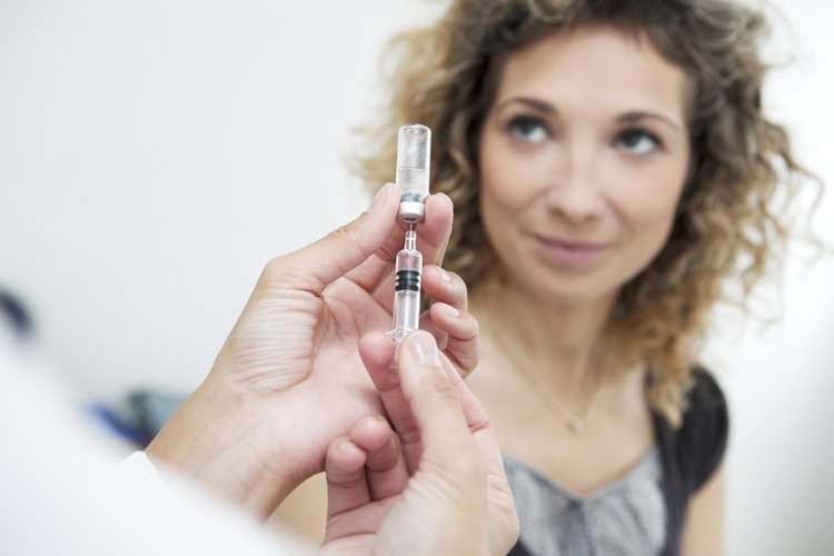 В дефиците: импортные вакцины от гриппа стали недоступны для россиян