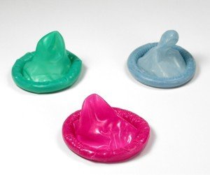 Врачи определили, от чего не защитят презервативы