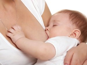 Особенности грудного кормления новорожденного